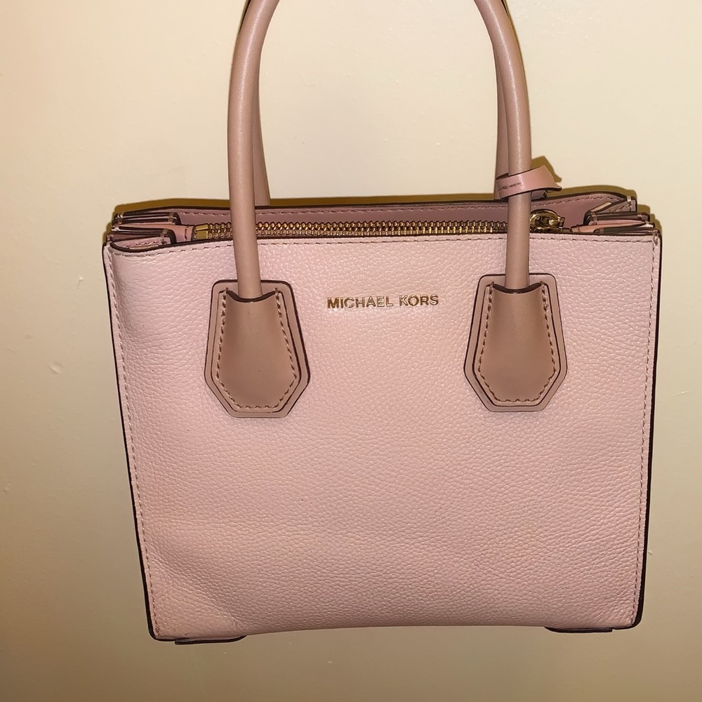 Light pink Michael Kors purse